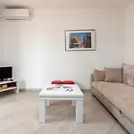דירה Oliva