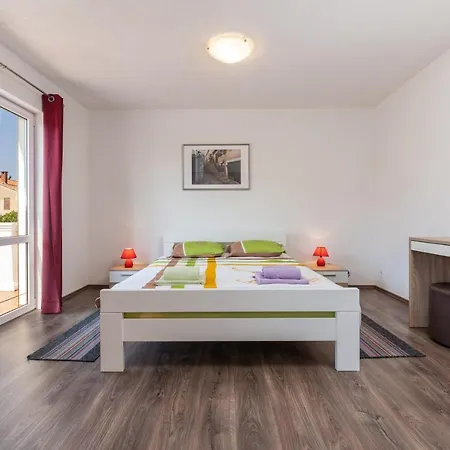 Oliva Apartment