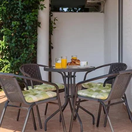 Apartment Oliva *