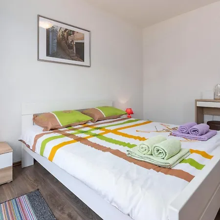 Apartment Oliva *